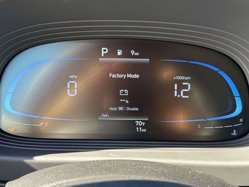 New 2026 Hyundai Venue FWD image 21