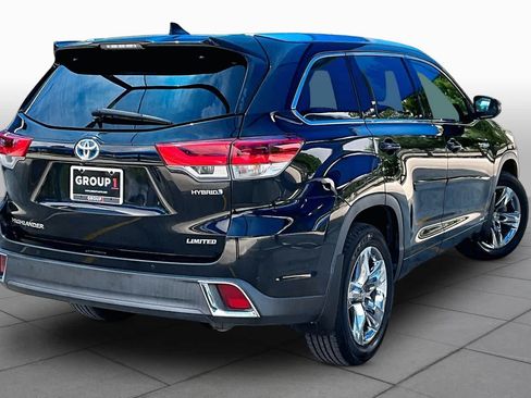 Used 2019 Toyota Highlander Limited Platinum AWD/4WD image 13