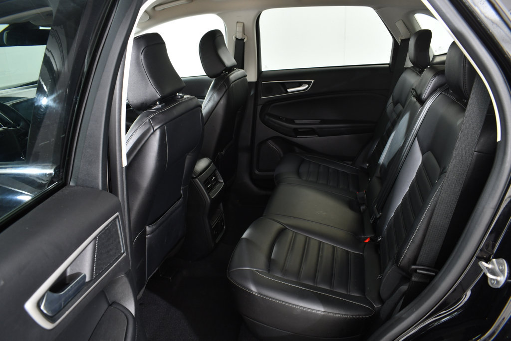 Used 2024 Ford Edge SEL w/ Convenience Package AWD/4WD image 16