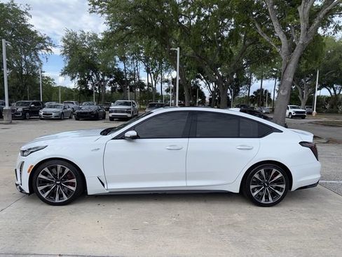 Used 2024 Cadillac CT5 V Blackwing w/ Driver Assist Package RWD image 4
