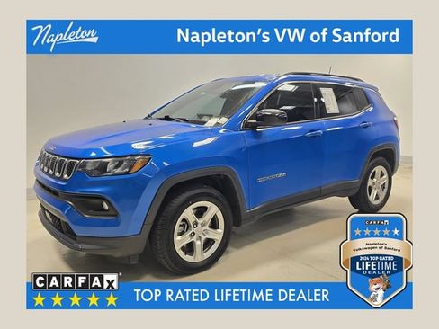 Used 2023 Jeep Compass Latitude AWD/4WD image 1