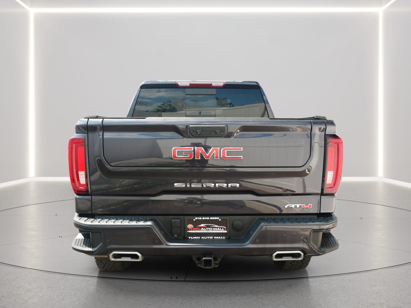 Used 2023 GMC Sierra 1500 AT4 w/ AT4 Premium Package AWD/4WD image 4
