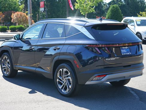 Used 2025 Hyundai Tucson Limited AWD/4WD image 7