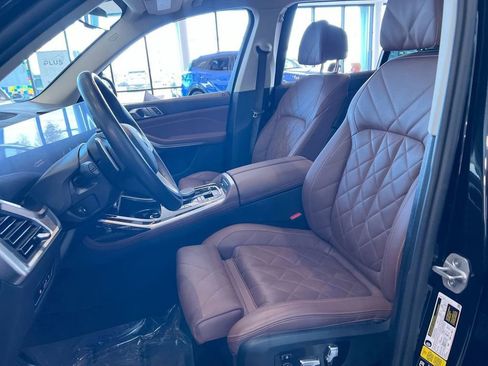 Used 2024 BMW X7 xDrive40i image 14