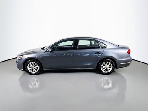 Used 2018 Volkswagen Passat 2.0T S w/ Driver Assistance Package image 6