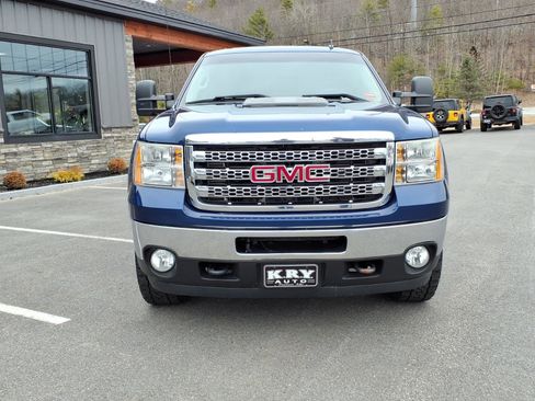 Used 2013 GMC Sierra 2500 SLT w/ SLT Convenience Package image 2