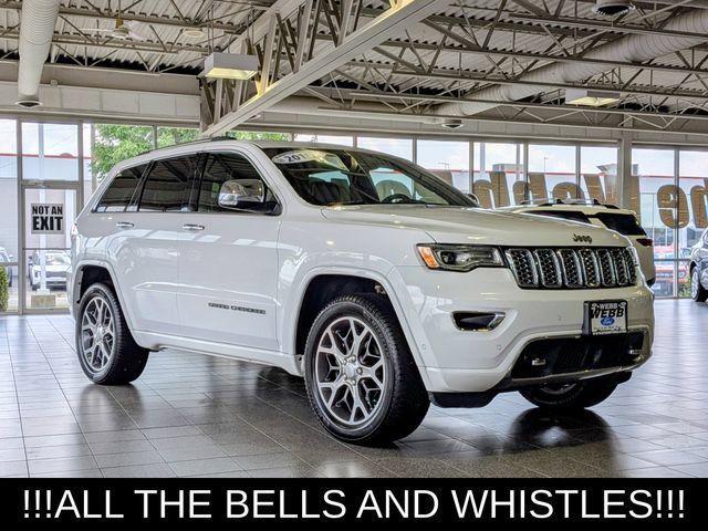 Used 2019 Jeep Grand Cherokee Overland AWD/4WD image 2