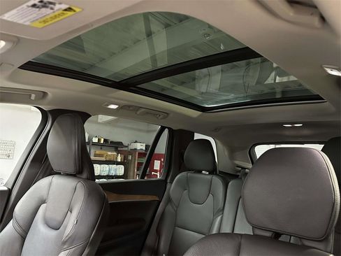 Used 2023 Volvo XC90 T8 Plus w/ Protection Package Premier image 12