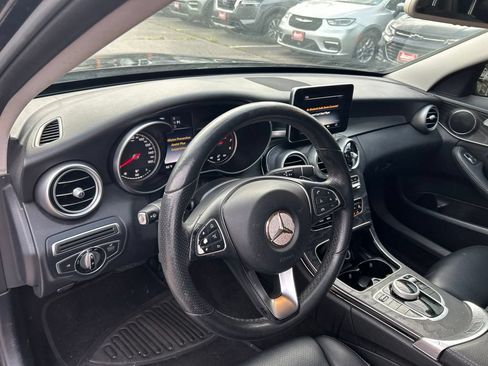Used 2017 Mercedes-Benz C 300 Sedan image 10