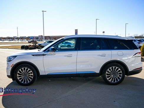 Used 2023 Lincoln Aviator Reserve image 4