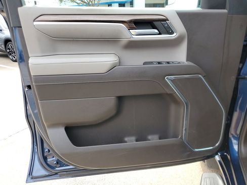 Used 2023 Chevrolet Silverado 1500 LT image 16