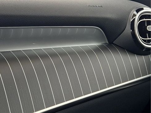 New 2026 Mercedes-Benz GLC 300 image 21