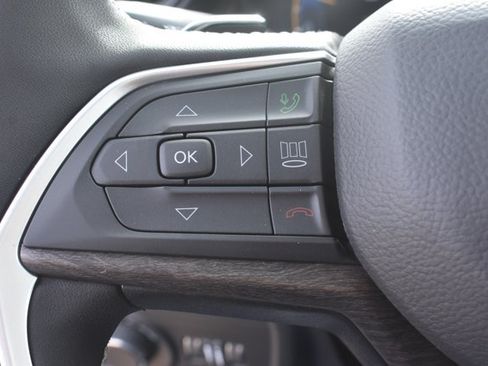 New 2026 Jeep Grand Cherokee Altitude AWD/4WD image 21