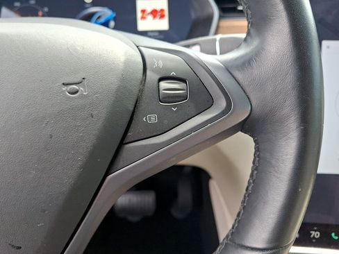 Used 2020 Tesla Model X Long Range AWD/4WD image 18
