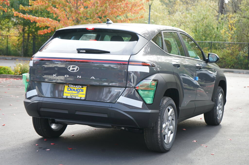 New 2027 Hyundai Kona SE AWD/4WD image 5