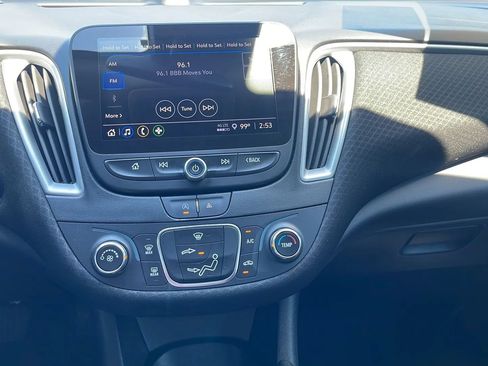Used 2024 Chevrolet Malibu LS FWD image 10