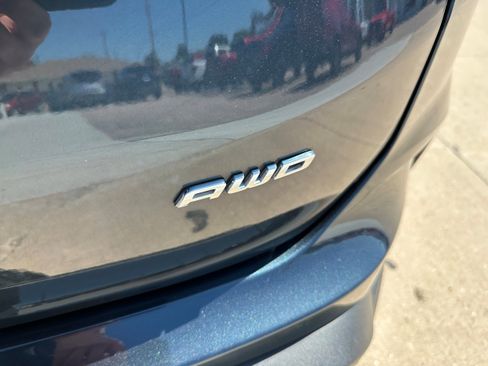 Used 2024 Ford Edge Titanium w/ Class II Trailer Tow Package image 38