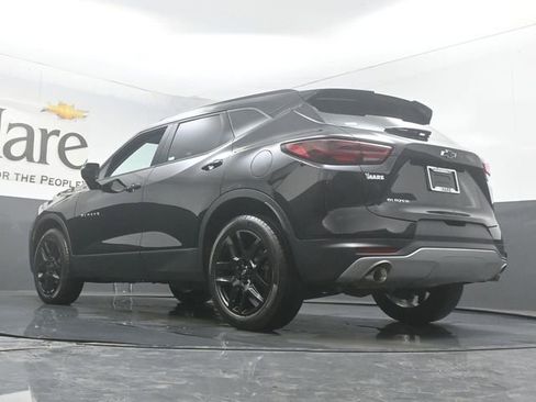 Used 2024 Chevrolet Blazer LT w/ LPO, Black Grille Bar Package image 5