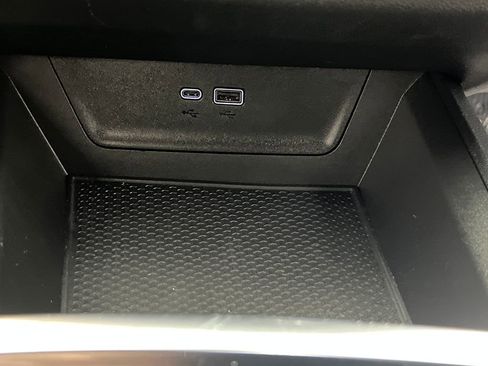 Used 2026 Chevrolet Equinox LT FWD image 45