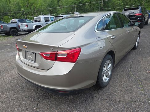 Used 2024 Chevrolet Malibu LT image 3