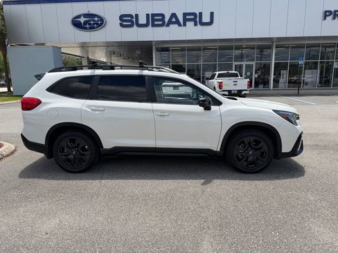 Used 2023 Subaru Ascent Onyx Edition Limited AWD/4WD image 2