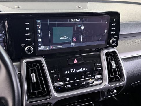 Used 2023 Kia Sorento EX image 27
