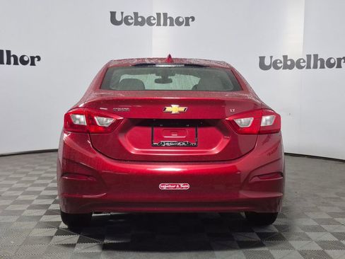 Used 2017 Chevrolet Cruze LT w/ Convenience Package FWD image 6