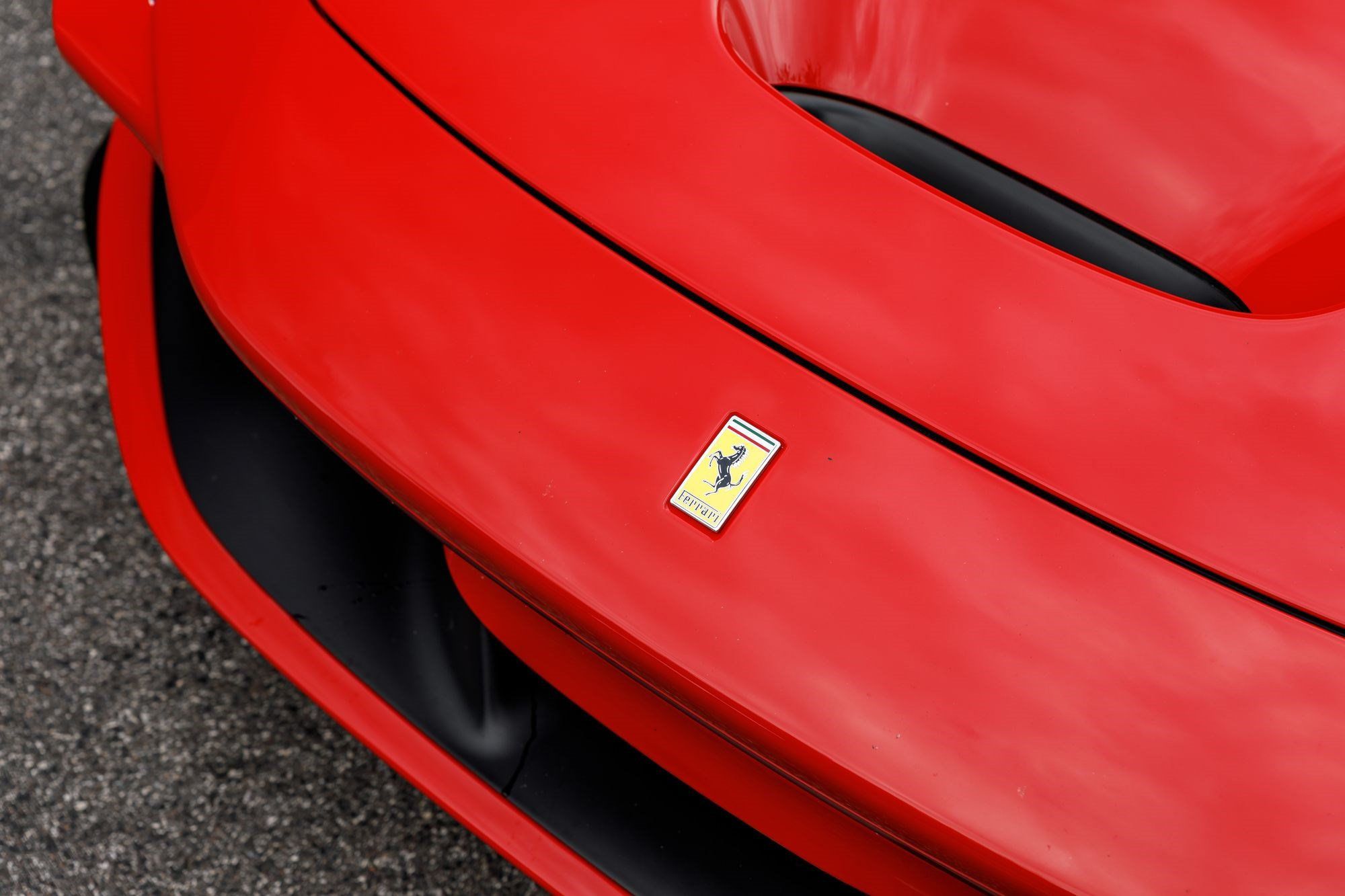 Used 2022 Ferrari F8 Tributo RWD image 52