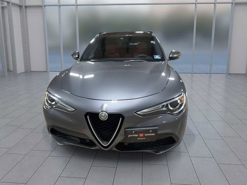 Used 2018 Alfa Romeo Stelvio Ti Sport image 3