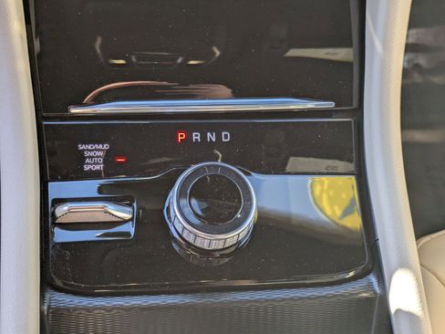 Certified 2024 Jeep Grand Cherokee L Limited image 23