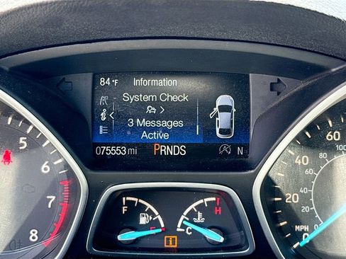 Used 2018 Ford Escape SE FWD image 13