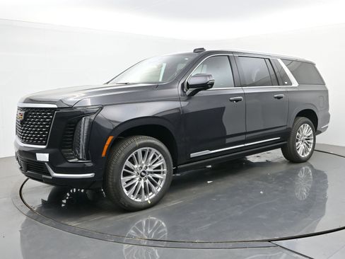 New 2026 Cadillac Escalade ESV Luxury w/ LPO, Floor Liner Package AWD/4WD image 1
