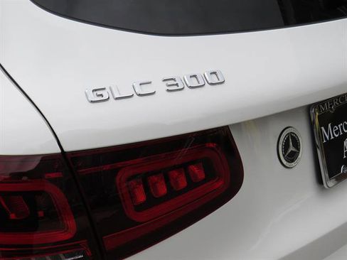 Used 2021 Mercedes-Benz GLC 300 4MATIC image 28