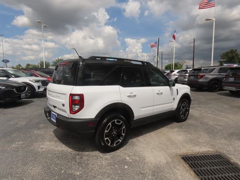 Used 2024 Ford Bronco Sport Outer Banks AWD/4WD image 11