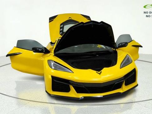 Used 2026 Chevrolet Corvette Z06 RWD image 10