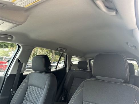 Used 2020 GMC Terrain SLE image 16