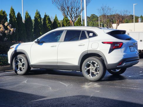 New 2026 Chevrolet Trax LT image 8