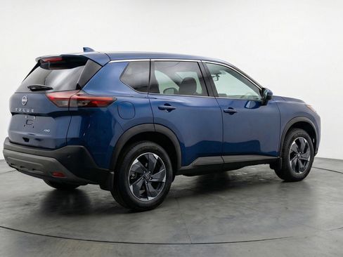 Used 2025 Nissan Rogue SV image 9