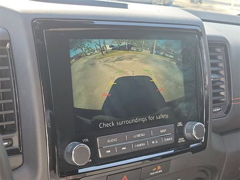 Used 2023 Nissan Frontier PRO-4X w/ Technology Package image 30