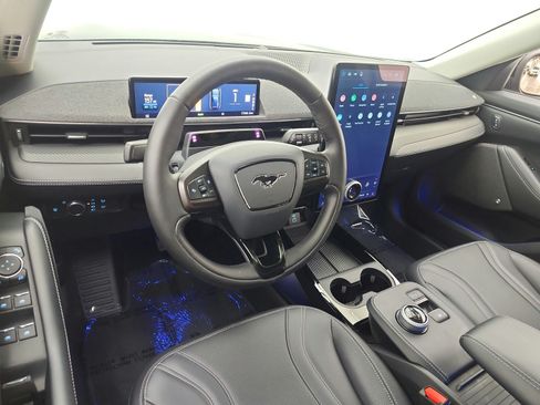 Used 2021 Ford Mustang Mach-E Premium RWD image 14
