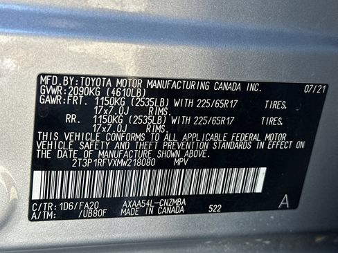 Used 2021 Toyota RAV4 XLE AWD/4WD image 5