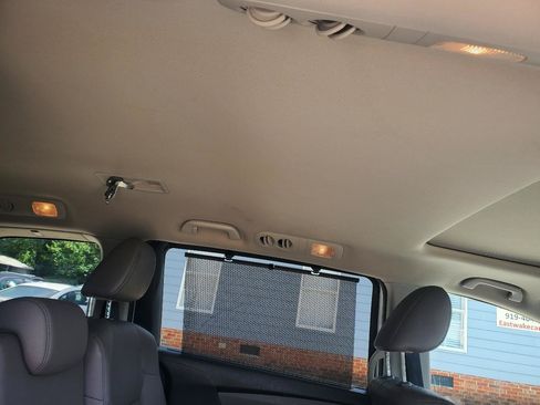 Used 2014 Honda Odyssey EX-L image 8