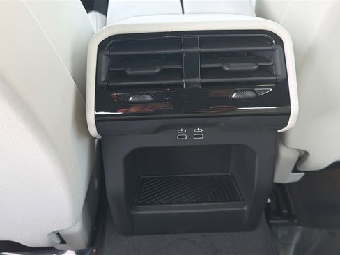 New 2026 BMW 530i 530i w/ Convenience Package image 20