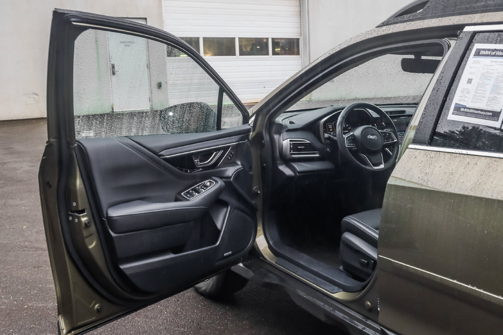Used 2025 Subaru Outback Limited AWD/4WD image 24