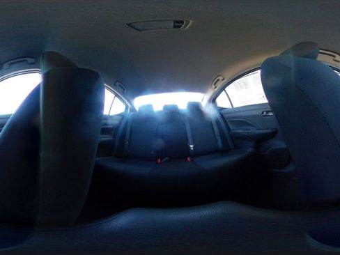 Used 2025 Nissan Versa SV image 40