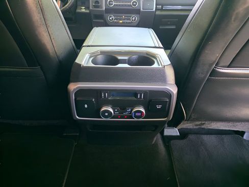 Used 2020 Ford Expedition Platinum AWD/4WD image 10