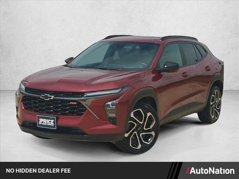Used 2025 Chevrolet Trax RS w/ Sunroof Package FWD image 1
