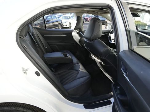 Used 2020 Toyota Camry SE w/ Audio Package image 27