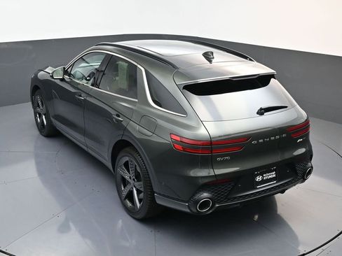 Used 2025 Genesis GV70 3.5T Sport w/ Sport Prestige Package image 20