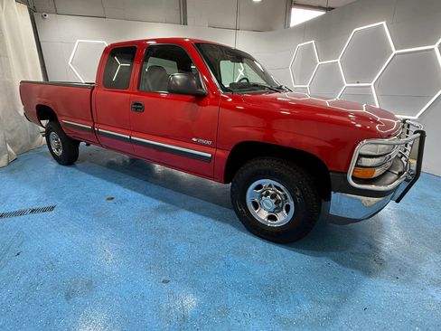 Used 1999 Chevrolet Silverado 2500 2WD Extended Cab w/ Exterior Appearance Pkg image 58